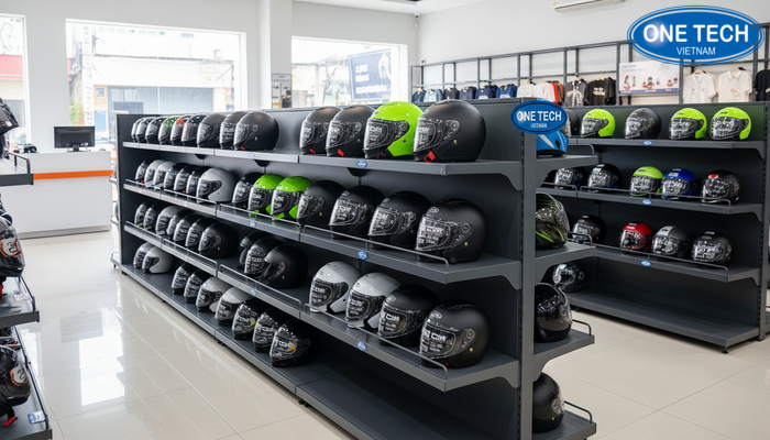 Hình ảnh thi công lắp đặt kệ để mũ bảo hiểm tại Hưng Yên