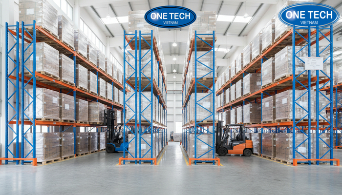 Kệ drive in và kệ drive thru khác nhau thế nào Minh họa phân biệt kệ drive in 1 lối và kệ drive thru 2 lối đi